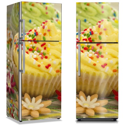 Πολύχρωμα cupcakes Αυτοκόλλητο Ψυγείου