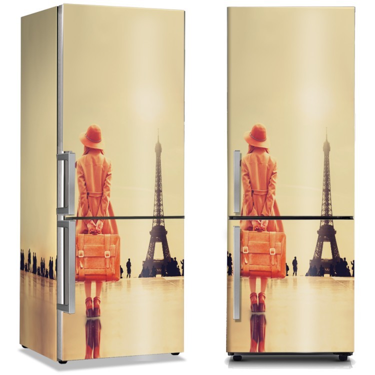 Αυτοκόλλητο Ψυγείου Γυναίκα ταξιδεύει στο Παρίσι