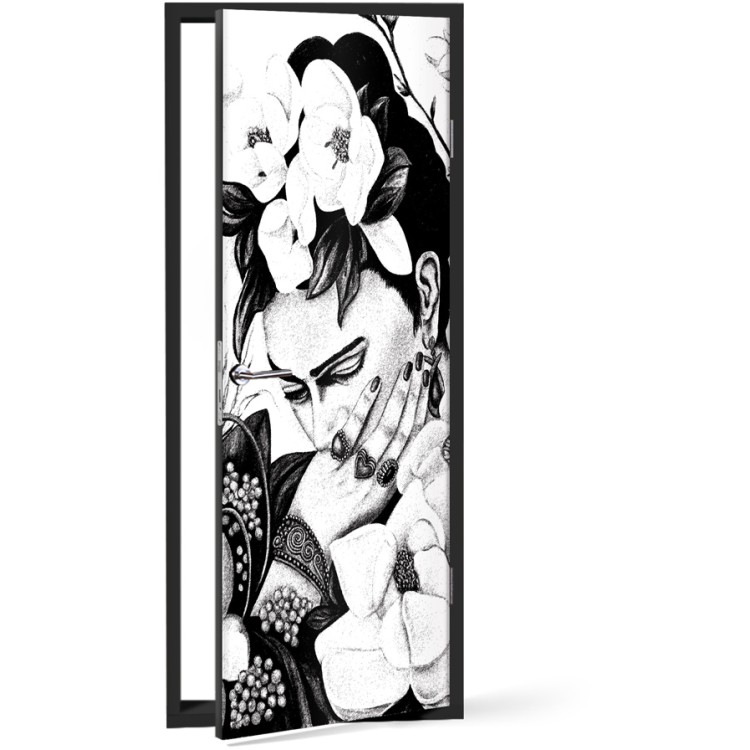 Αυτοκόλλητο Πόρτας Black and White Frida Kahlo surrounded by flowers