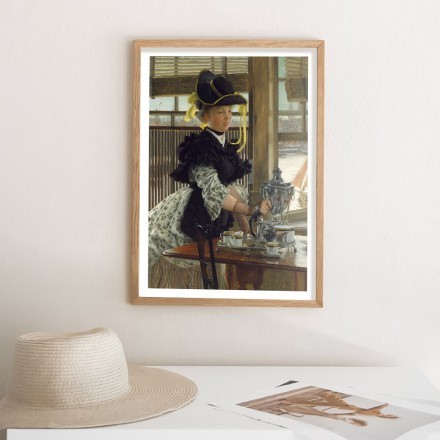 Elegantly dressed women with tea