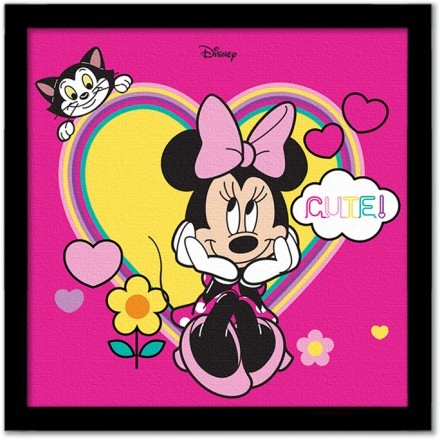 Minnie Mouse sitting in a heart!