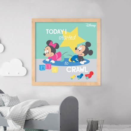 Σήμερα άρχισα να μπουσουλάω με τον Mickey & Minnie Mouse!!!
