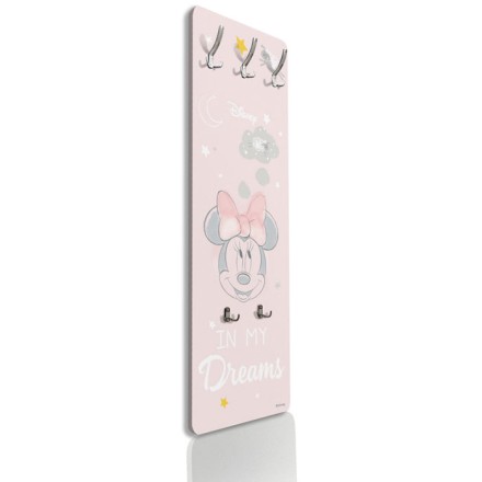 In My Dreams, Minnie