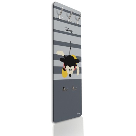 Ο Mickey περπατάει