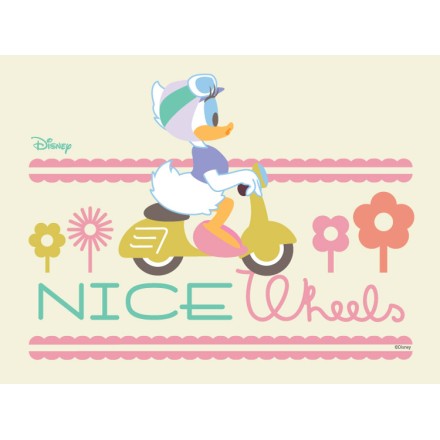 Nice Wheels, Daisy Duck