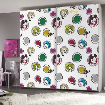 Mickey and his friends in a pattern! Αυτοκόλλητο Ντουλάπας