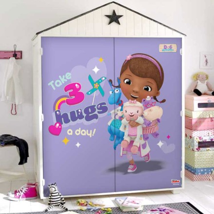 Take 3 hugs a day, Doc McStuffins Αυτοκόλλητο Ντουλάπας