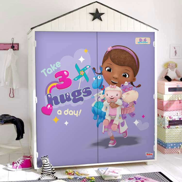 Αυτοκόλλητο Ντουλάπας Take 3 hugs a day, Doc McStuffins