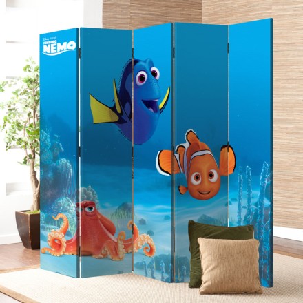 In the Ocean, Finding Dory