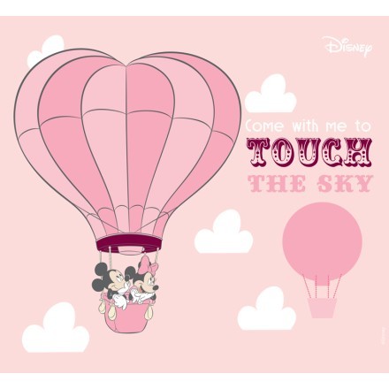 Touch the sky, Minnie!
