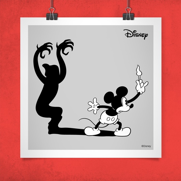 Πόστερ Behind you...Mickey Mouse!