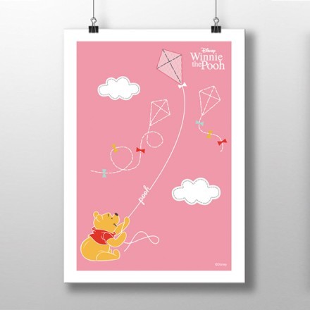 Όμορφος Winniet the Pooh πετάει χαρταετό!