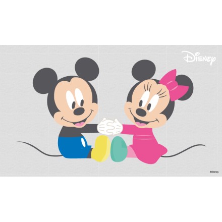Mickey & Minnie Mouse are playing together!