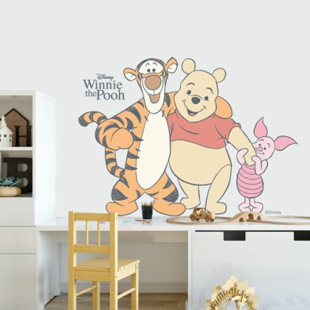 Ο Winnie the Pooh αγκαλιά με τους φίλους του! Αυτοκόλλητο Τοίχου