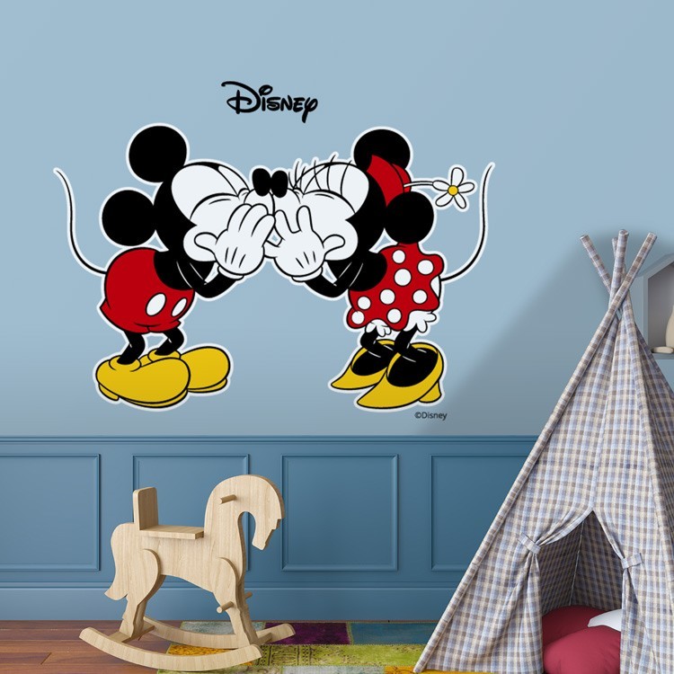 Αυτοκόλλητο Τοίχου Minnie & Mickey Mouse δίνουν φιλάκια!