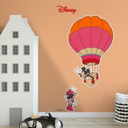Ο Mickey , η Μinnie και το αερόστατο