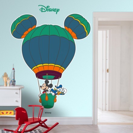 Ο Mickey και ο Donald σε αερόστατο