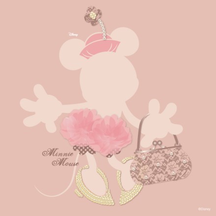 Η Minnie Mouse με τσαντούλα!