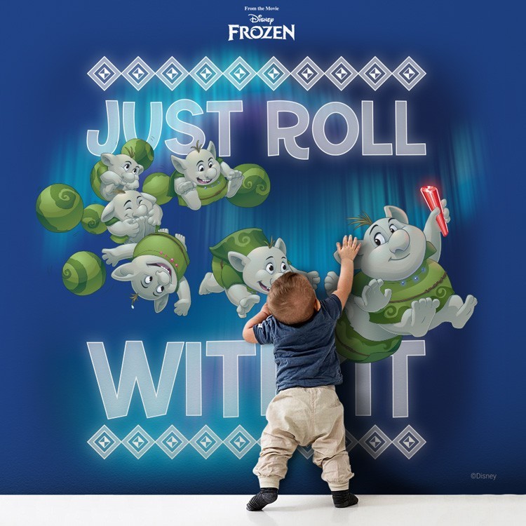 Ταπετσαρία Τοίχου Just roll with it, Frozen