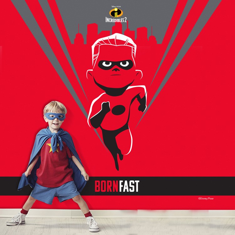 Ταπετσαρία Τοίχου Born Fast, Incredible Dash!