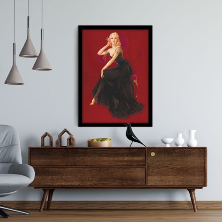Pin up γυναίκα με μαύρο φόρεμα