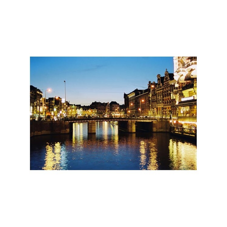  Κανάλι στο Άμστερνταμ τη νύχτα