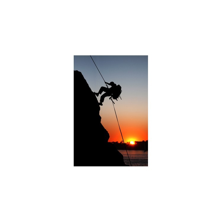  Ορειβάτης κατά το ηλιοβασίλεμα
