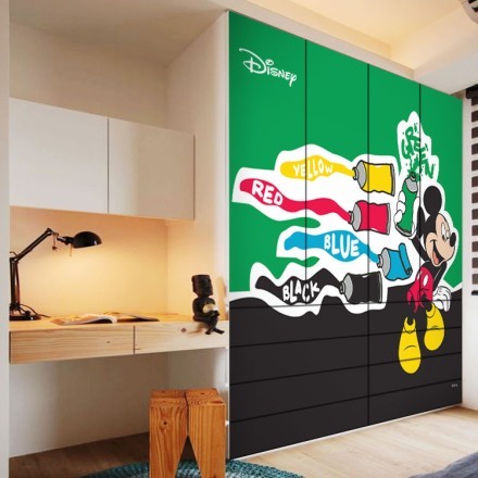 Ο Mickey με χρώματα ζωγραφικής! Αυτοκόλλητο Ντουλάπας