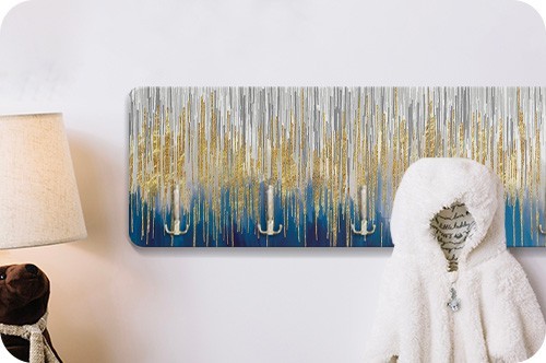 Κρεμάστρες και Καλόγεροι