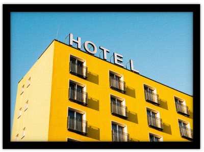 Yellow Hotel, Πόλεις – Ταξίδια, Πίνακες σε καμβά, 30 x 20 εκ. (51485)