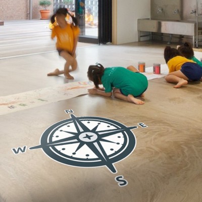 Πυξίδα 2, Παιχνίδια Προσανατολισμού, Αυτοκόλλητα δαπεδο