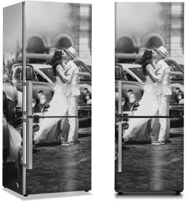 Ζευγάρι μπροστά στα αυτοκίνητα, Vintage, Αυτοκόλλητα ψυγείου, 50 x 85 εκ. (44448)