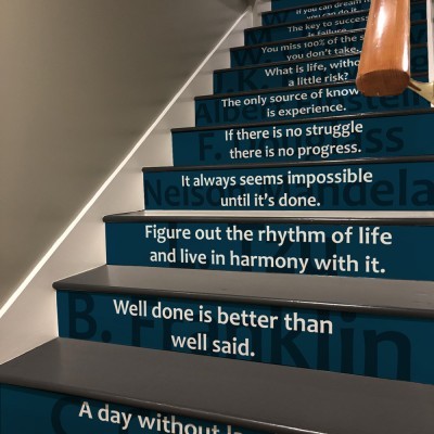 Φράσεις διάσημων προσωπικοτήτων, Φράσεις, Αυτοκόλλητα σ