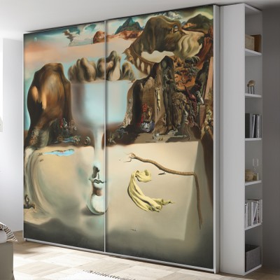 Apparition of face and fruit dish on a beach, 1938, Sal