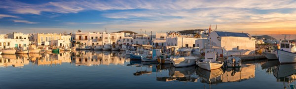 Λιμάνι της Νάουσας, Πάρος