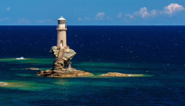 Φάρος στην Άνδρο, Κυκλάδες