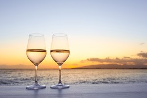 Κρασί, Ηλιοβασίλεμα και Θάλασσα