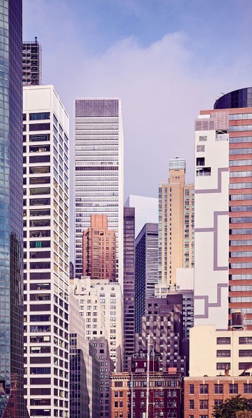 Μοβ τόνοι κτιρίων στη Νέα Υόρκη