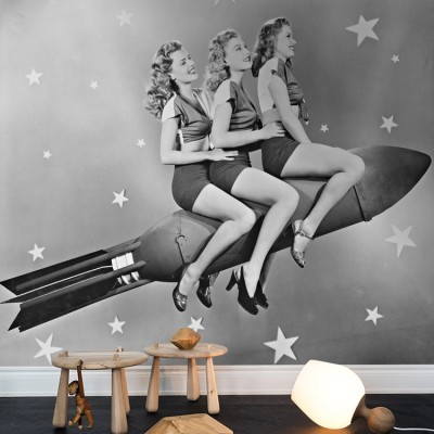 Κορίτσια σε πύραυλο Άνθρωποι Ταπετσαρίες Τοίχου 88 x 115 cm (21401)